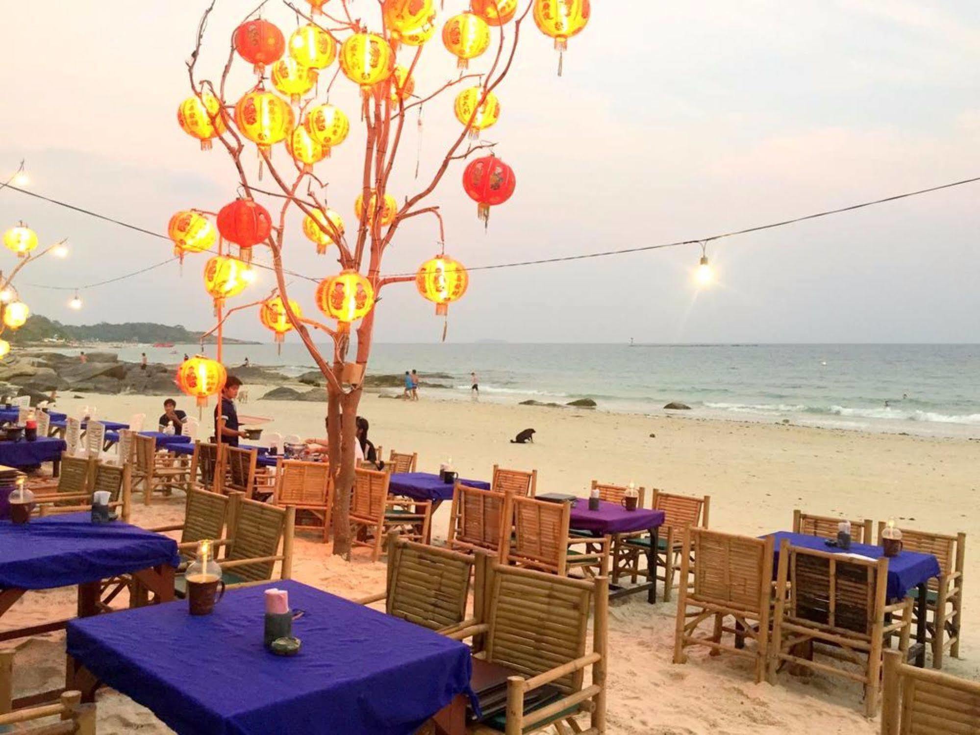 Sea Breeze Resort Koh Samet Exterior photo