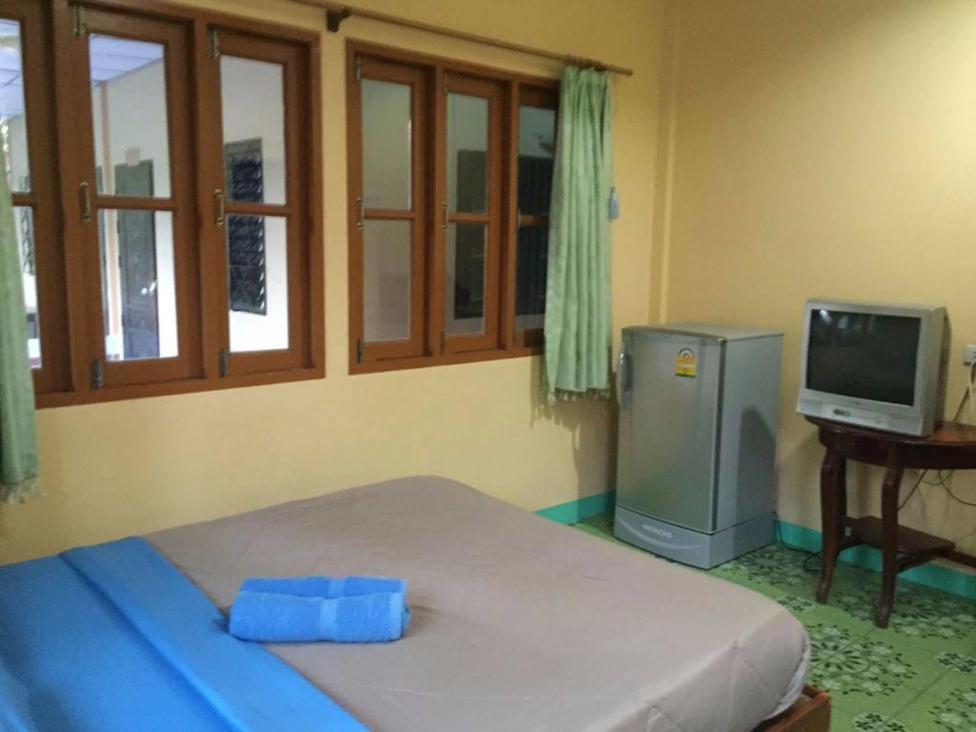 Sea Breeze Resort Koh Samet Exterior photo